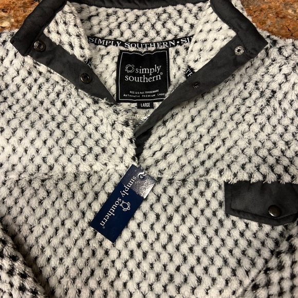 NWT Quarter Button Simply Southern Sweater - Picture 2 of 3